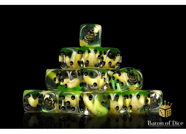 Gamers Guild AZ Baron of Dice Baron of Dice: Snotling Maggot Dice (Round Corner 25ct) Baron of Dice