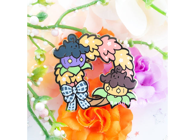 Gamers Guild AZ Bonnies Lab Pumpkaboo Wreath Enamel Pin Faire