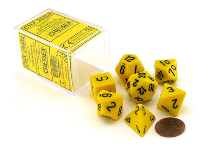 Gamers Guild AZ Chessex CHX25402 - Chessex 7 Die Set Yellow / Black Opaque Chessex