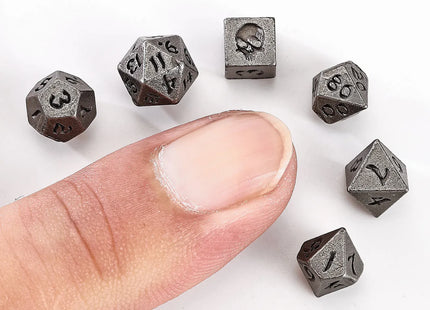 Gamers Guild AZ HYMGHO HY00400: Unseelie Mini Metal RPG Dice Set - Ancient Silver HYMGHO