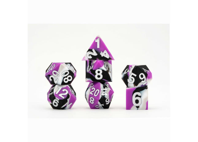 Gamers Guild AZ Metallic Dice Games 7-Die Set 16mm: Sharp Edge Silicone Dice - Asexual Metallic Dice Games