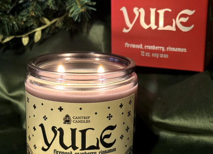 Gamers Guild AZ Novelties Cantrip Candles: Yule 12 oz Cantrip Candles