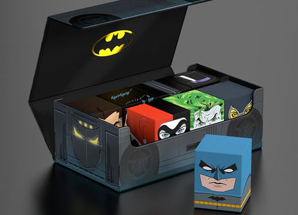 Gamers Guild AZ Squareos Squaroes Collectors Case: Batman Gotham City - Batmobile GTS